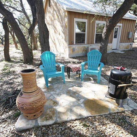 Cabins At Flite Acres-Desert Willow Wimberley Exterior foto